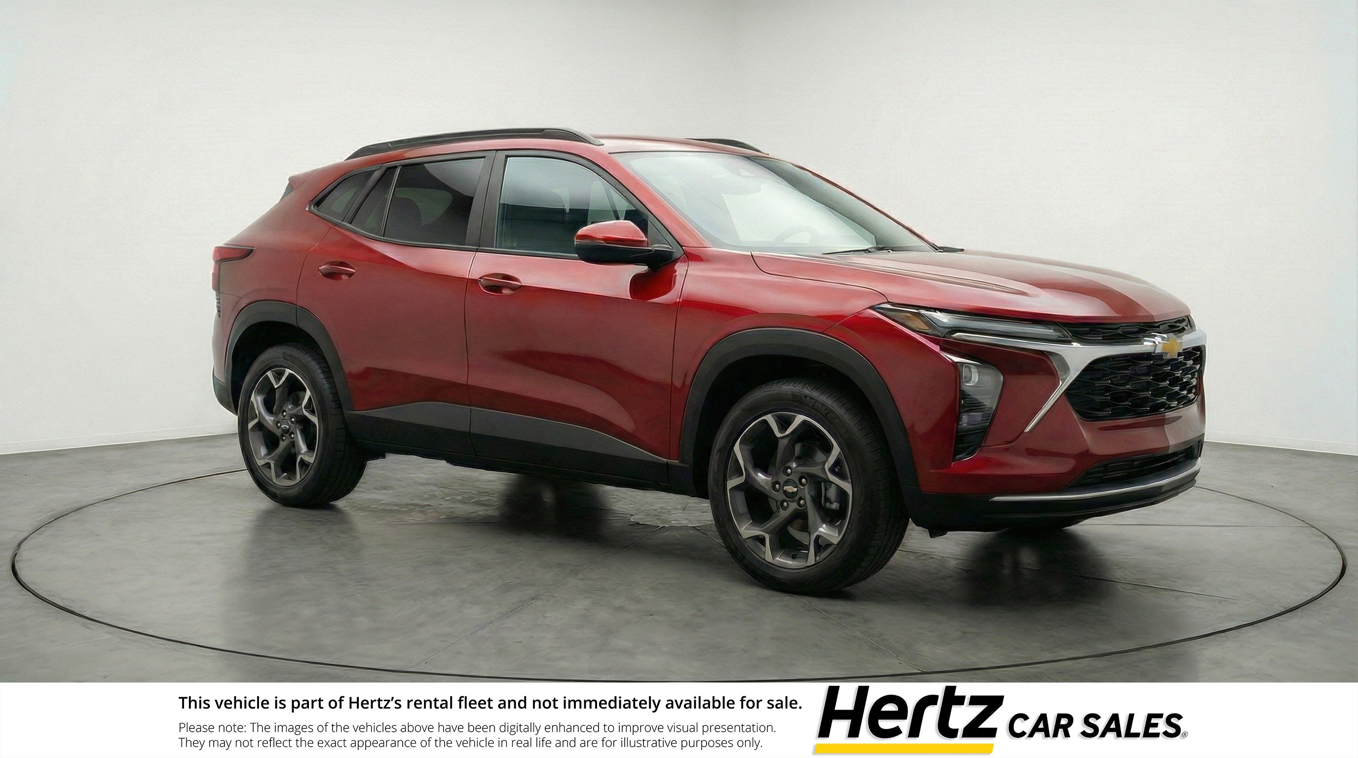 Used 2025 Chevrolet Trax LT image 1