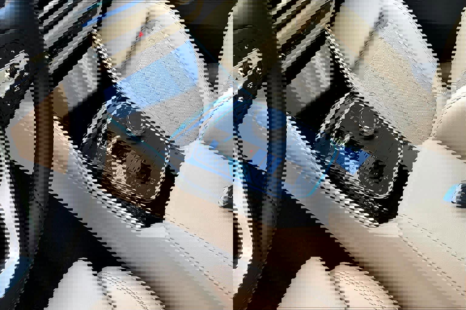 Certified 2023 BMW 330i Sedan w/ Premium Package image 16