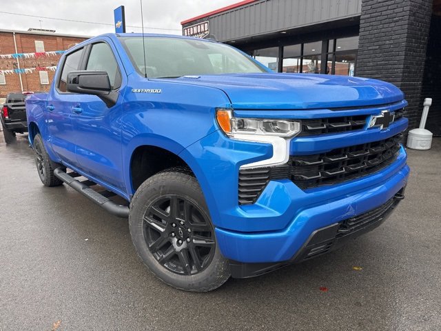 New 2026 Chevrolet Silverado 1500 LT w/ LPO, Dark Essentials Package image 3