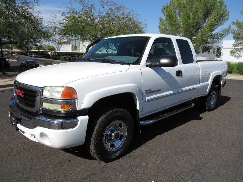 Used 2004 GMC Sierra 2500 SLE w/ Heavy-Duty Power Package image 8