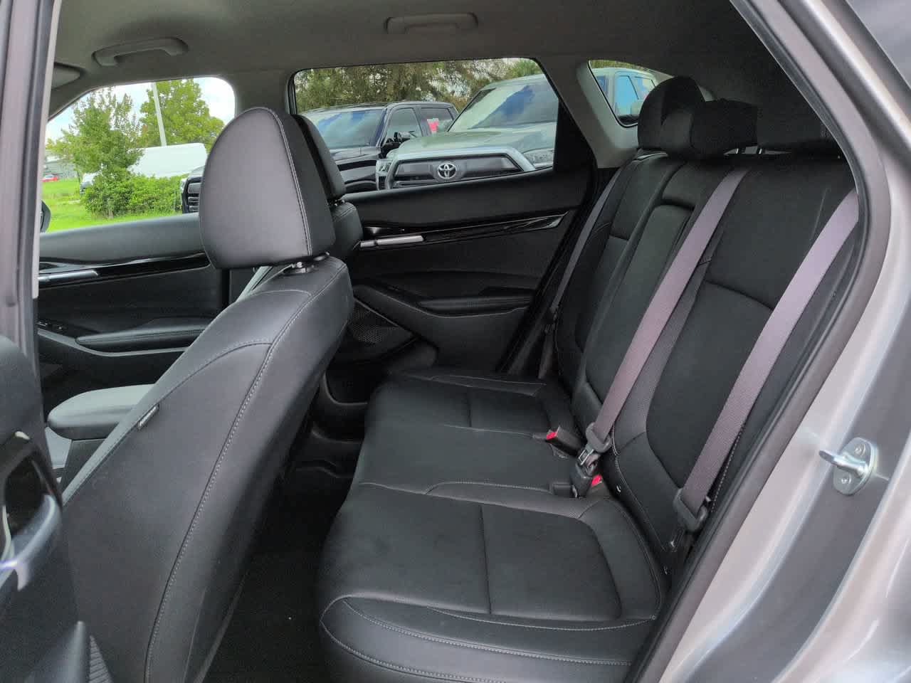 Used 2024 Kia Seltos EX FWD image 13