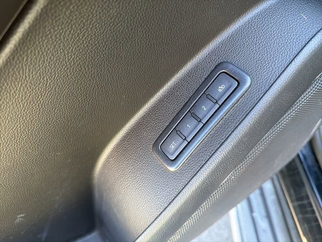 Used 2020 Chevrolet Tahoe LT image 25