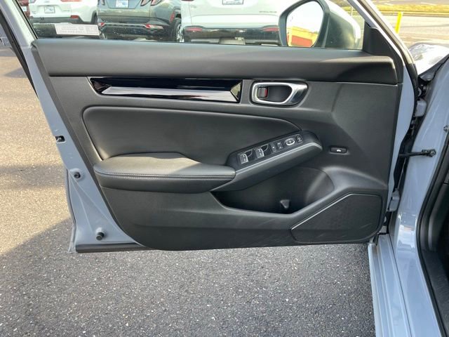 Used 2022 Honda Civic Touring image 12