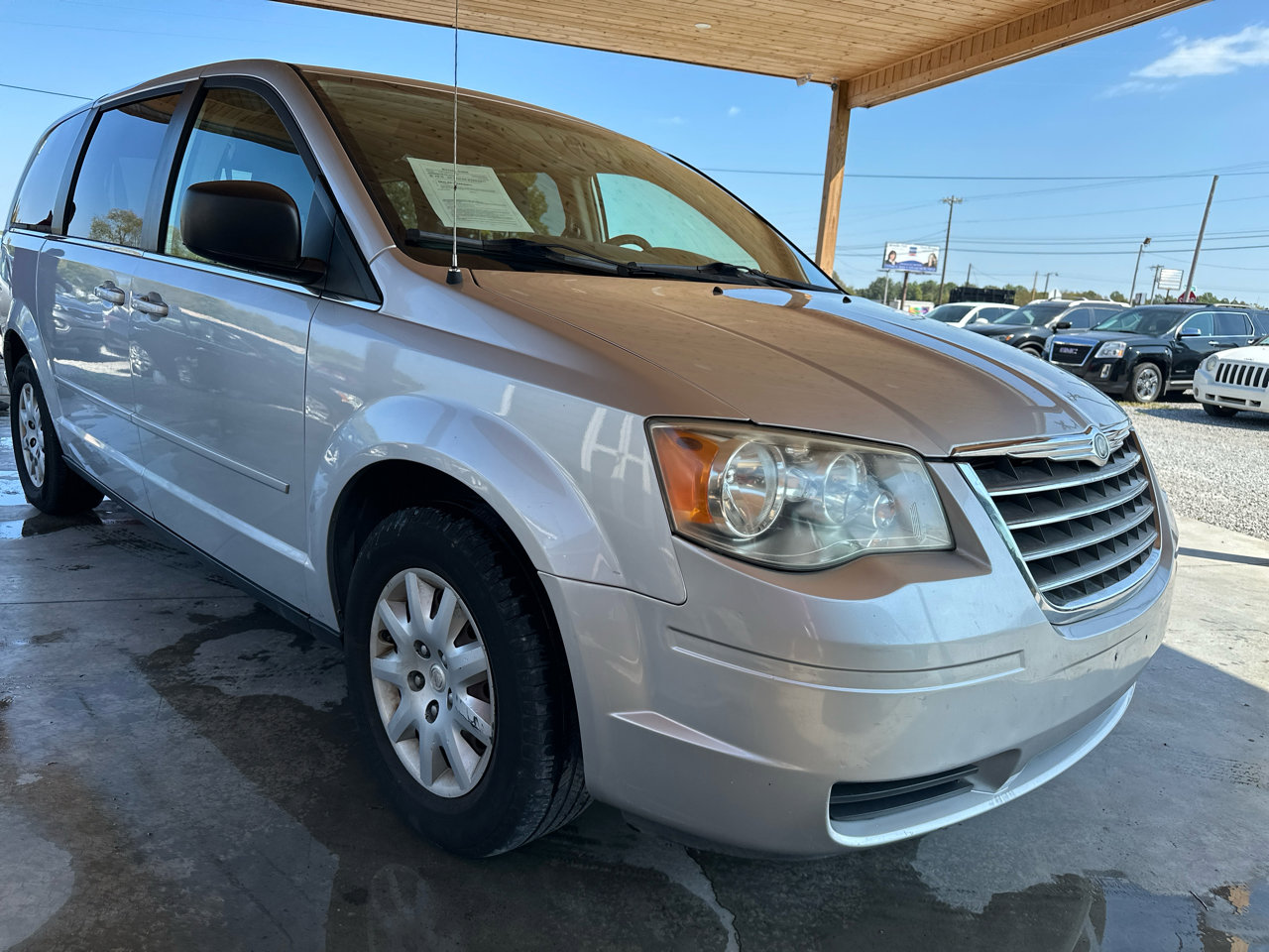 Used 2009 Chrysler Town & Country LX w/ PWR Convenience Group image 20