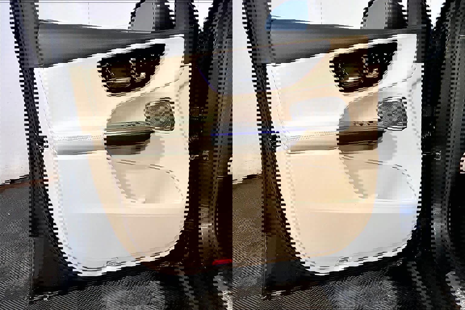 New 2026 Mercedes-Benz GLC 300 4MATIC image 11