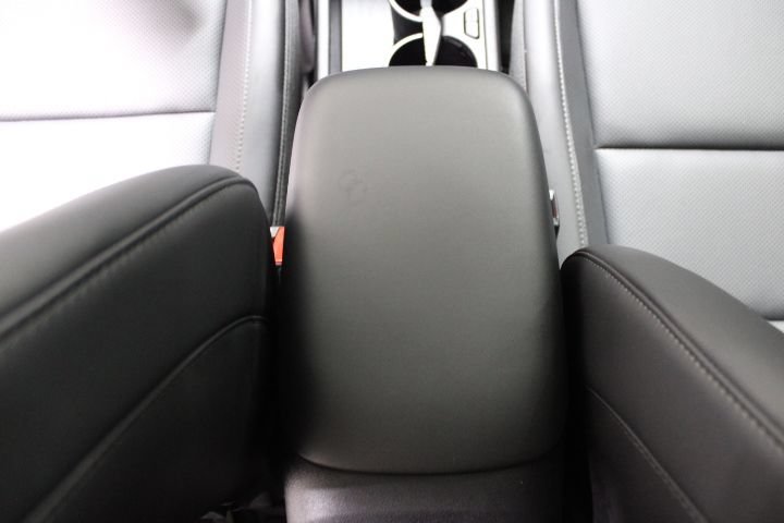 Used 2024 Hyundai Kona Limited FWD image 31