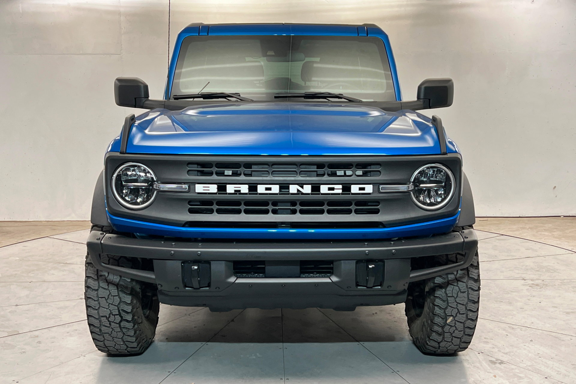 Used 2021 Ford Bronco Black Diamond AWD/4WD image 9