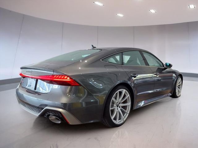 New 2026 Audi RS 7 Performance image 2