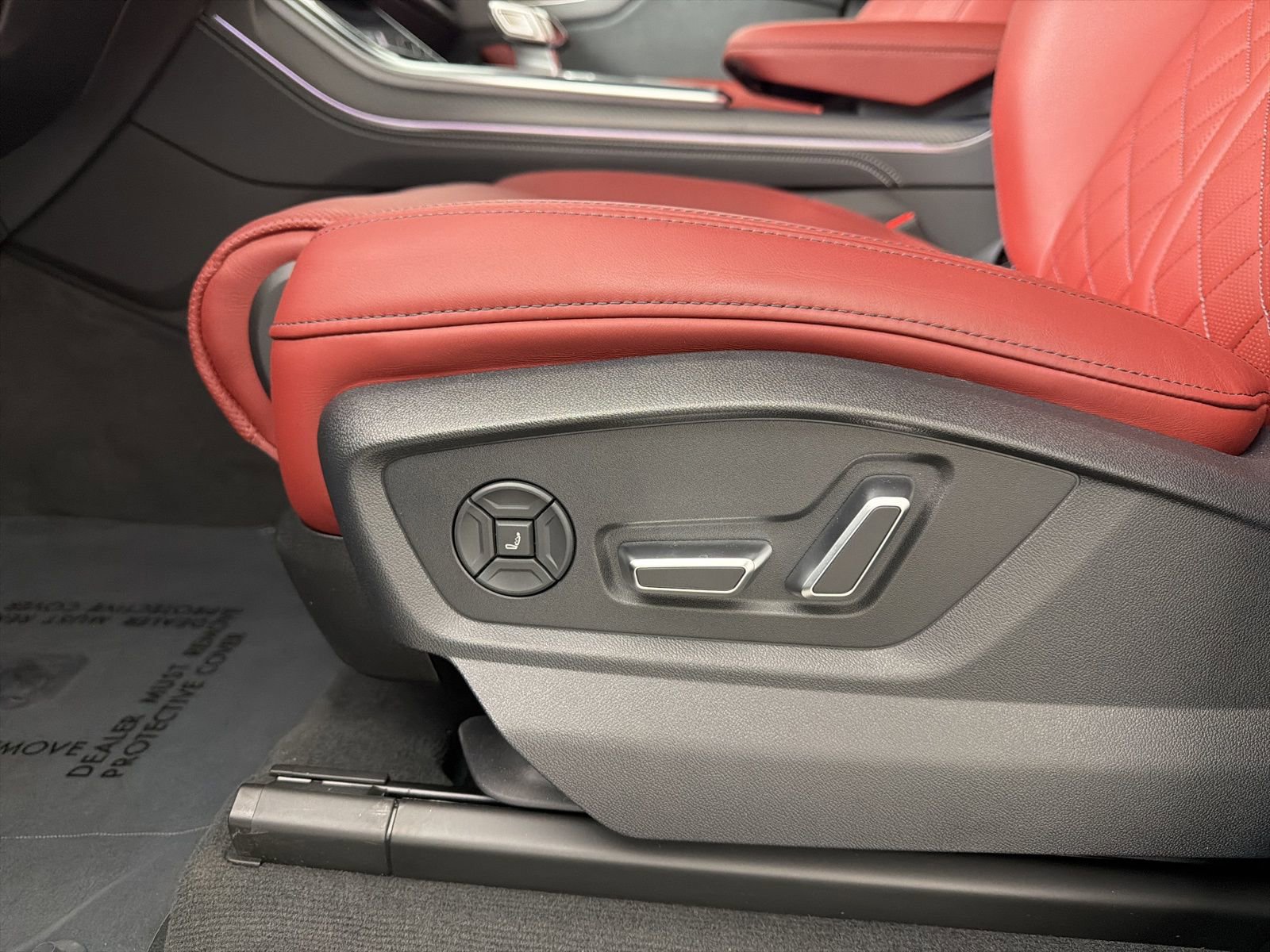 New 2026 Audi SQ8 Prestige image 12