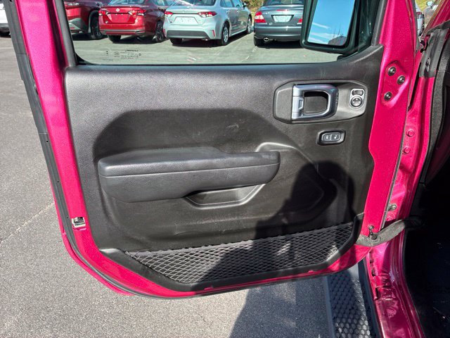 Used 2024 Jeep Wrangler Unlimited Sport AWD/4WD image 21