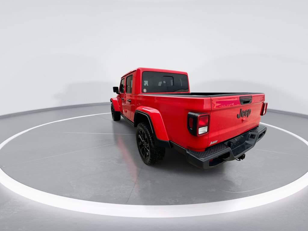 Used 2025 Jeep Gladiator Sport AWD/4WD image 6