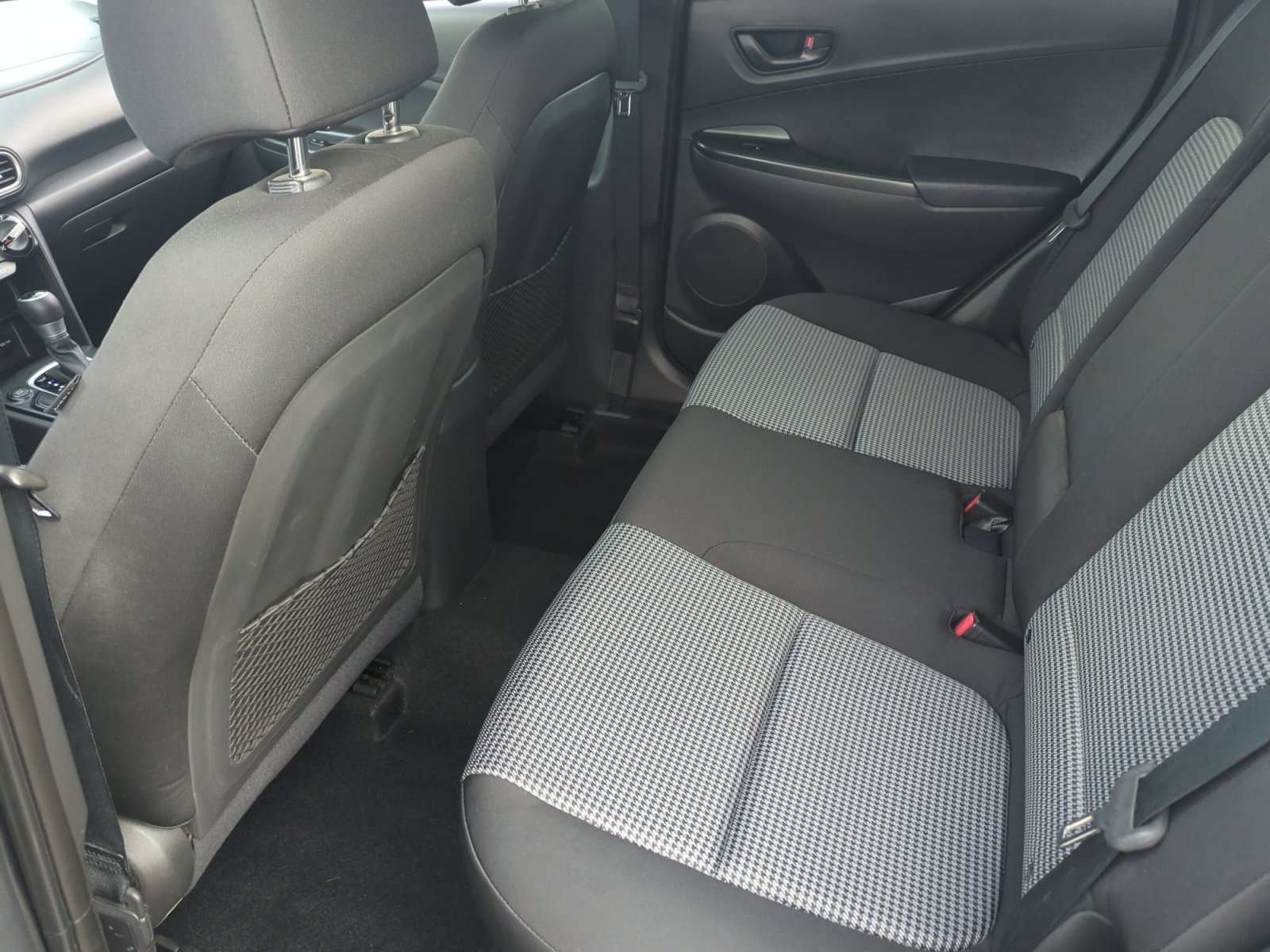 Used 2020 Hyundai Kona SE image 17