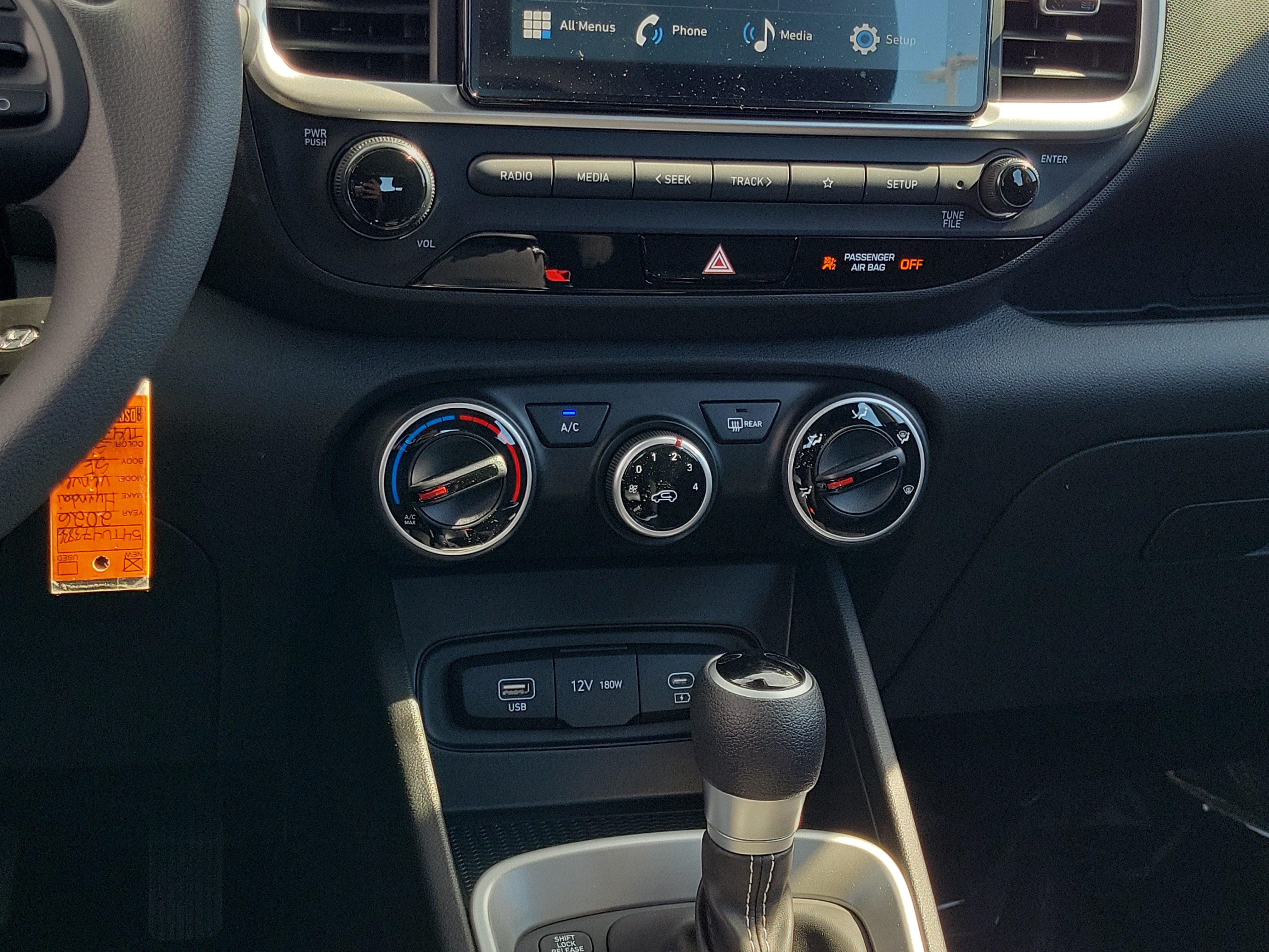 New 2026 Hyundai Venue SE FWD image 11