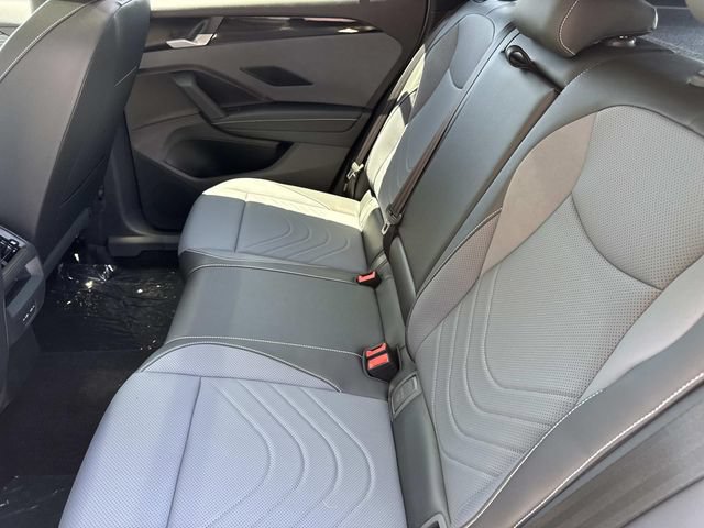 New 2026 Volkswagen Tiguan SE R-Line FWD image 23