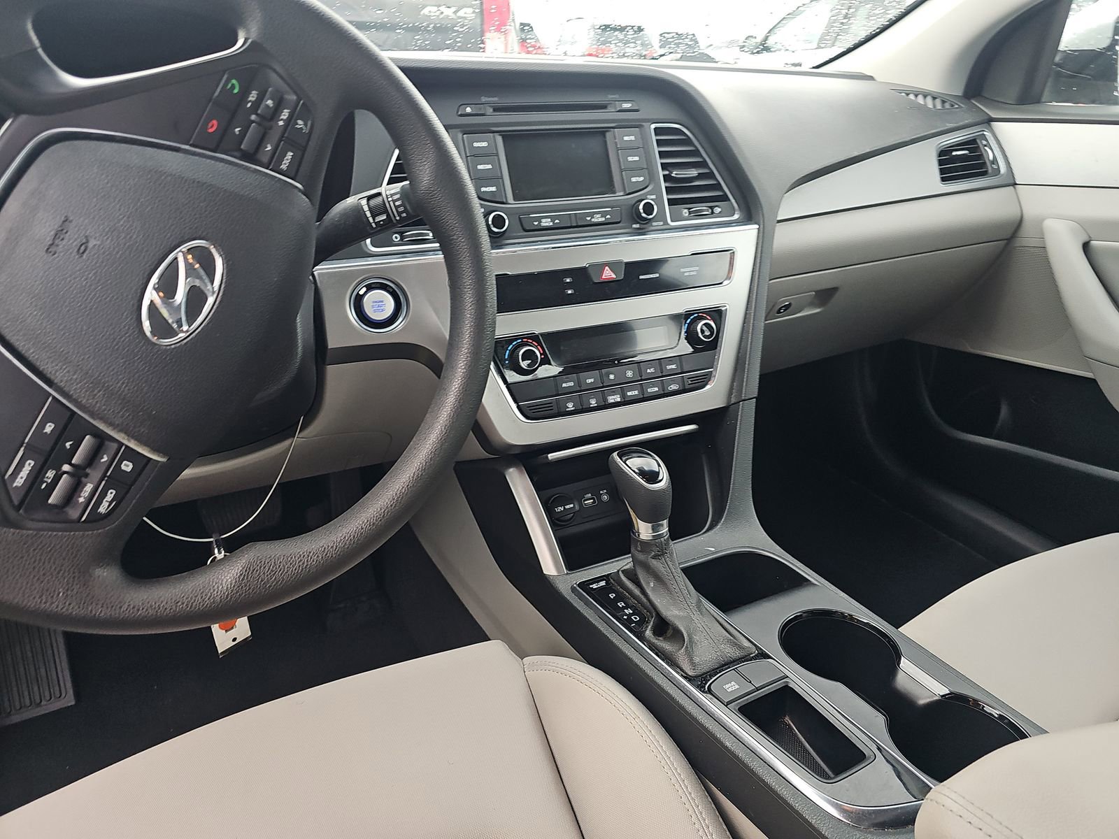 Used 2016 Hyundai Sonata SE FWD image 14