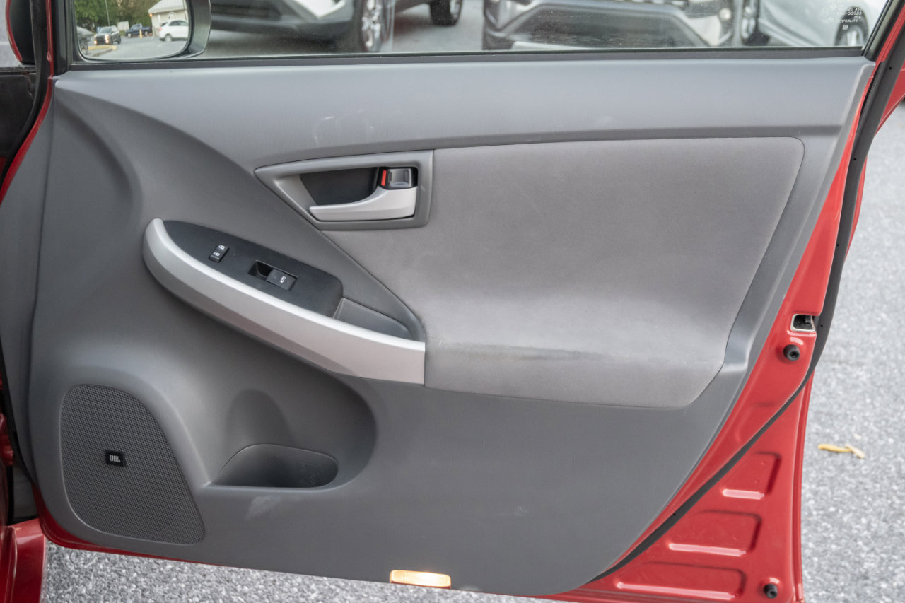 Used 2011 Toyota Prius Three image 21