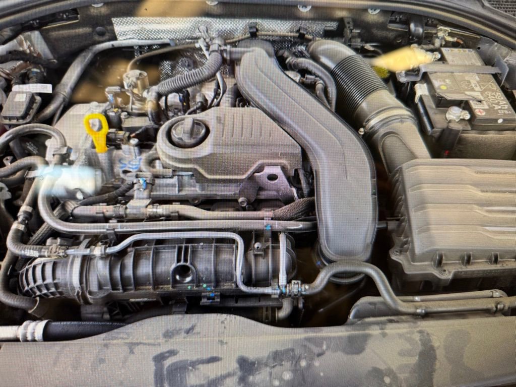 Used 2025 Volkswagen Jetta S image 6