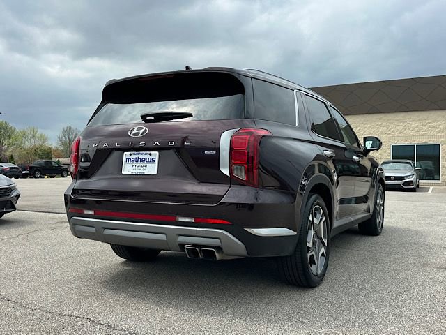 Used 2024 Hyundai Palisade Limited AWD/4WD image 6