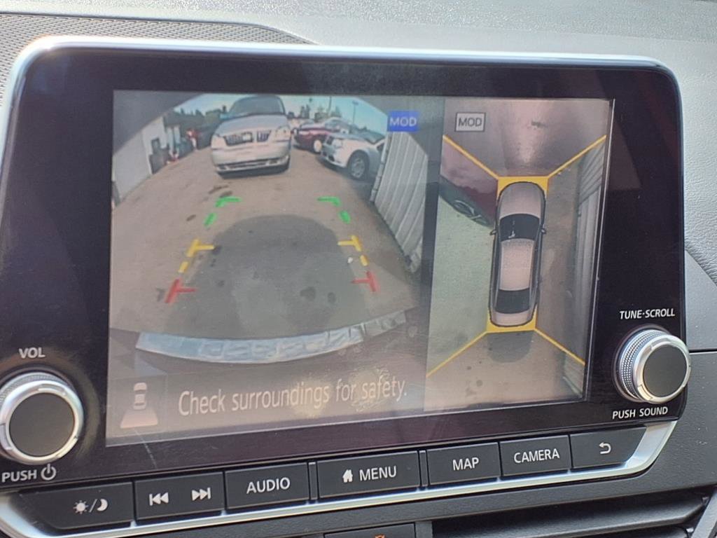 Used 2021 Nissan Altima 2.5 Platinum image 9