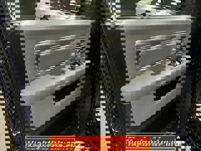 Used 2019 RAM 1500 Big Horn image 13