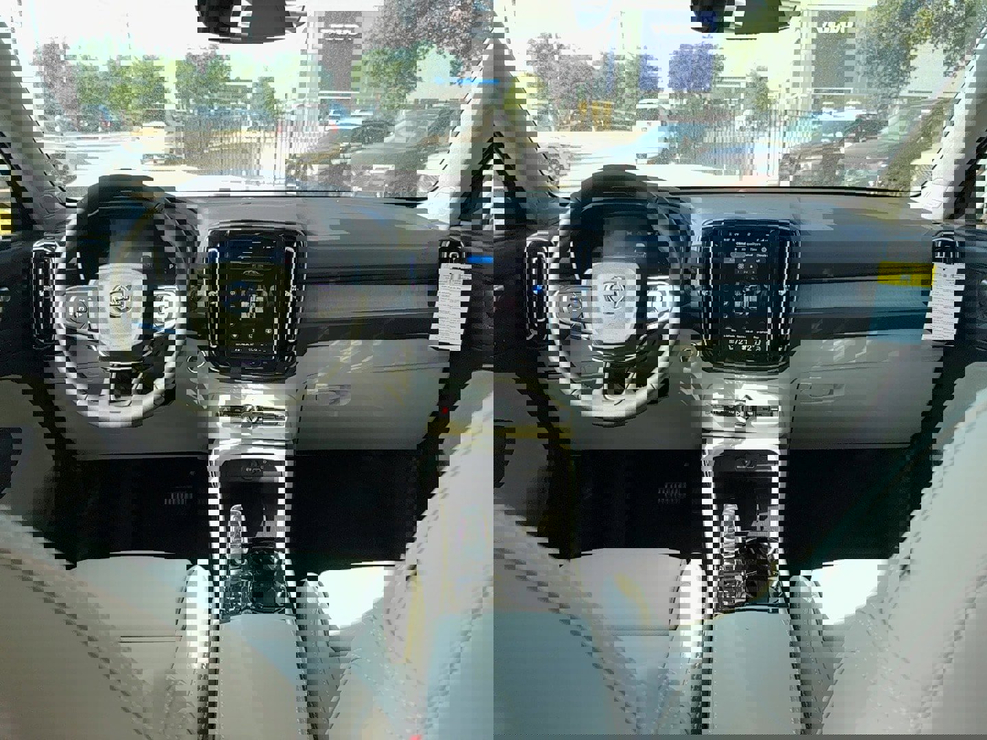 New 2026 Volvo XC40 B5 Plus w/ Protection Package Premier image 16