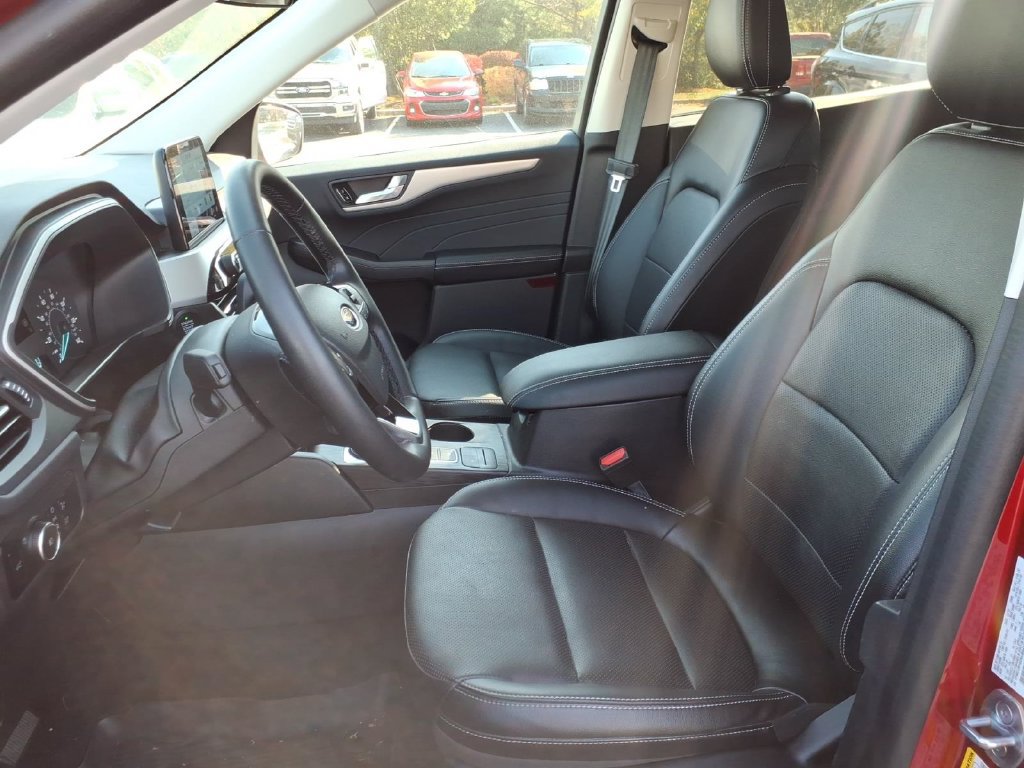 Used 2022 Ford Escape SEL AWD/4WD image 17