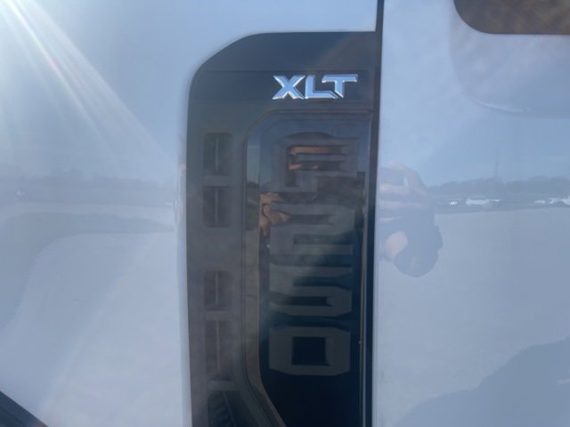 New 2024 Ford F250 XLT w/ XLT Premium Package image 15