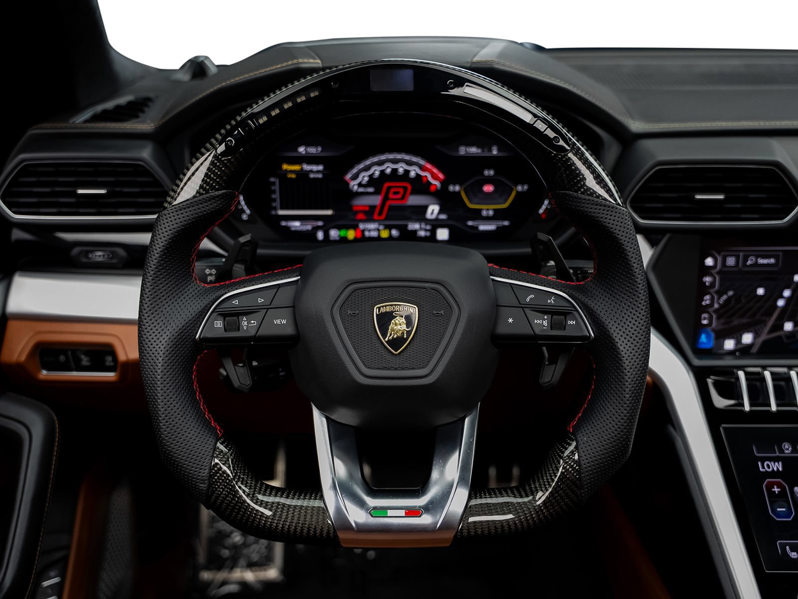 Used 2019 Lamborghini Urus AWD/4WD image 29