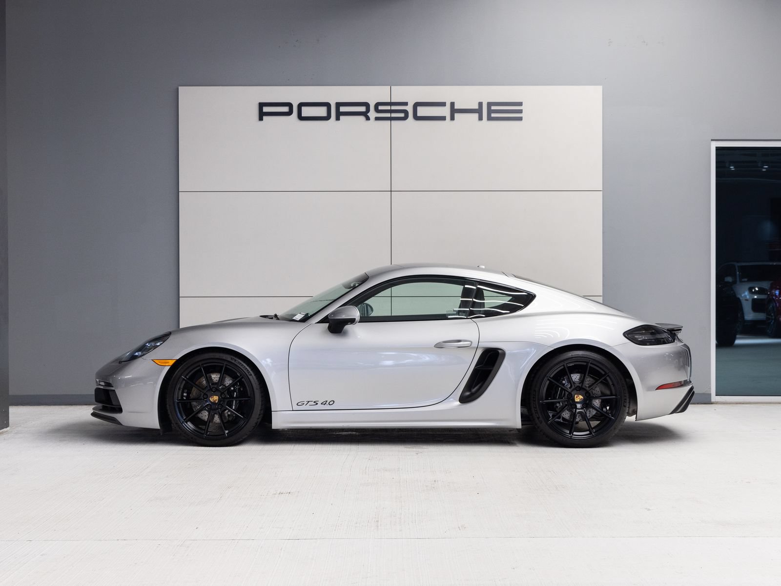 Certified 2022 Porsche 718 Cayman GTS RWD image 2
