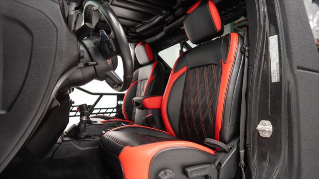 Used 2025 Jeep Wrangler Unlimited Sport image 38