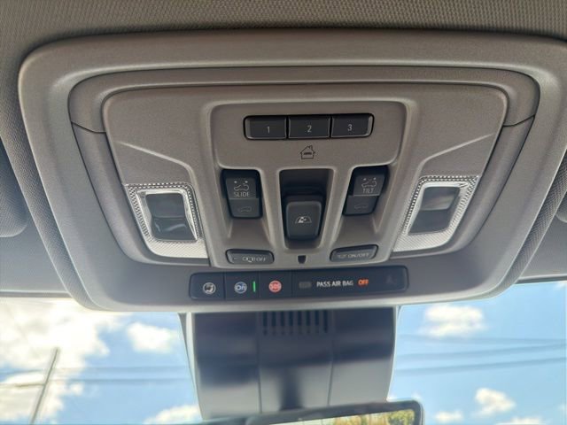 Used 2024 GMC Sierra 2500 Denali w/ Denali Reserve Package AWD/4WD image 27