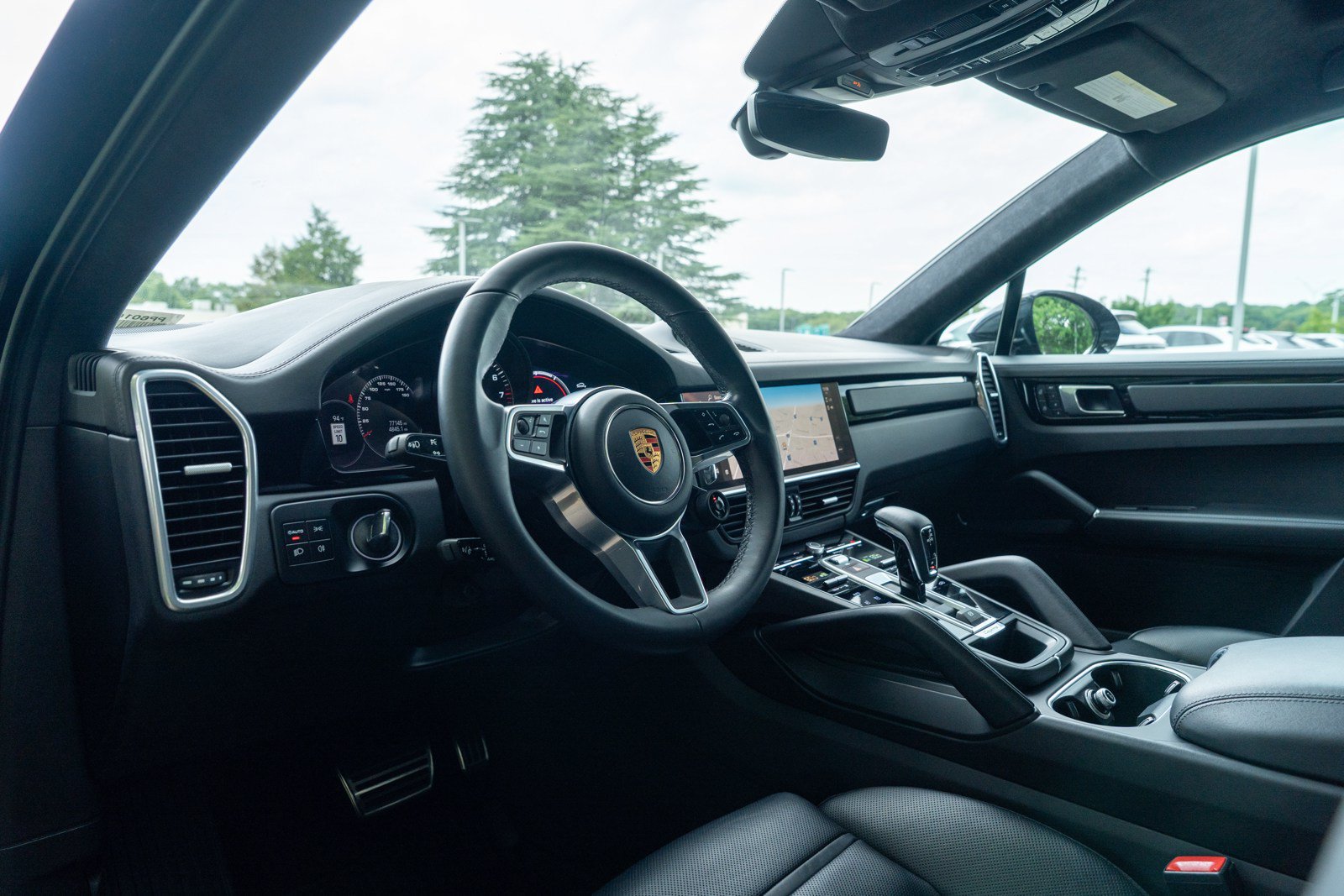 Certified 2023 Porsche Cayenne GTS AWD/4WD image 4