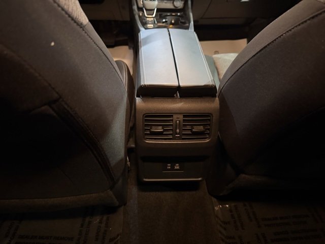 Used 2023 Nissan Rogue SV image 30