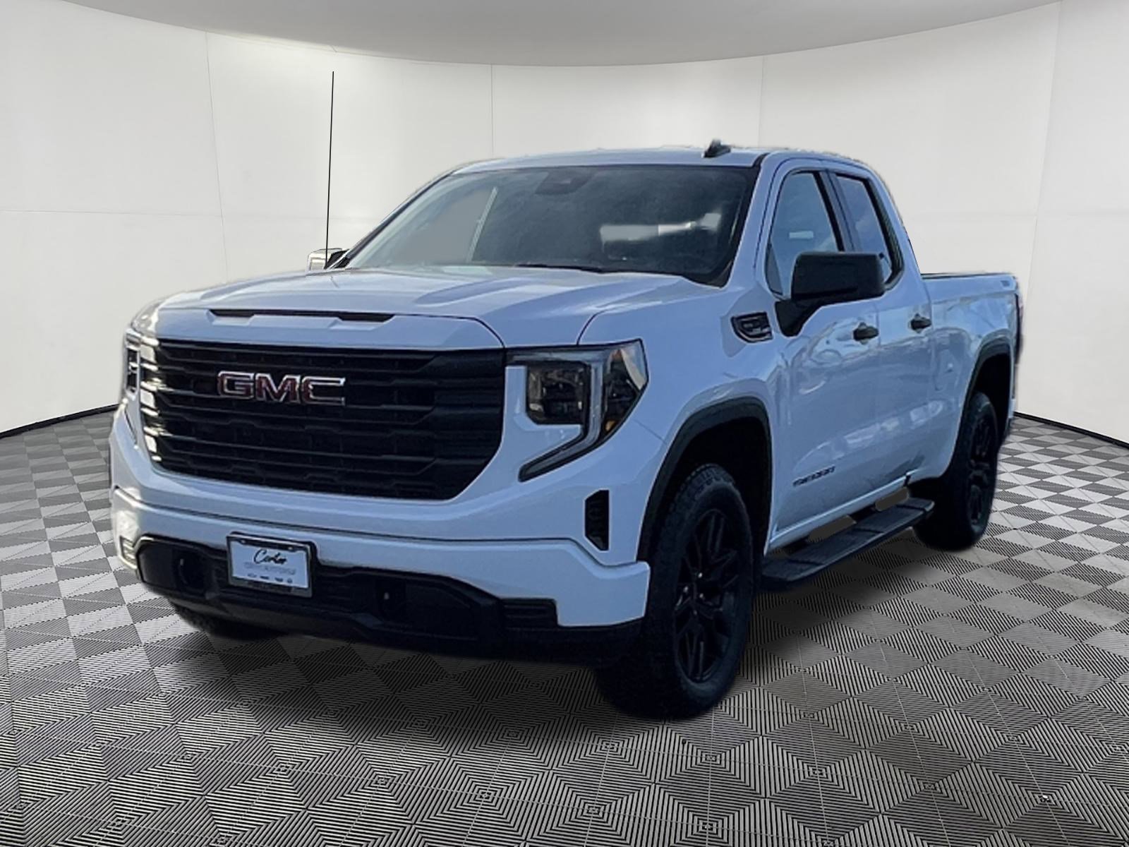 Used 2025 GMC Sierra 1500 Pro w/ Graphite Edition image 3