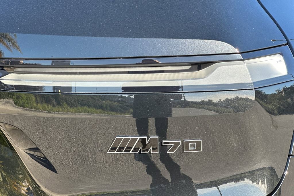 New 2026 BMW iX M70 w/ Executive Package image 34
