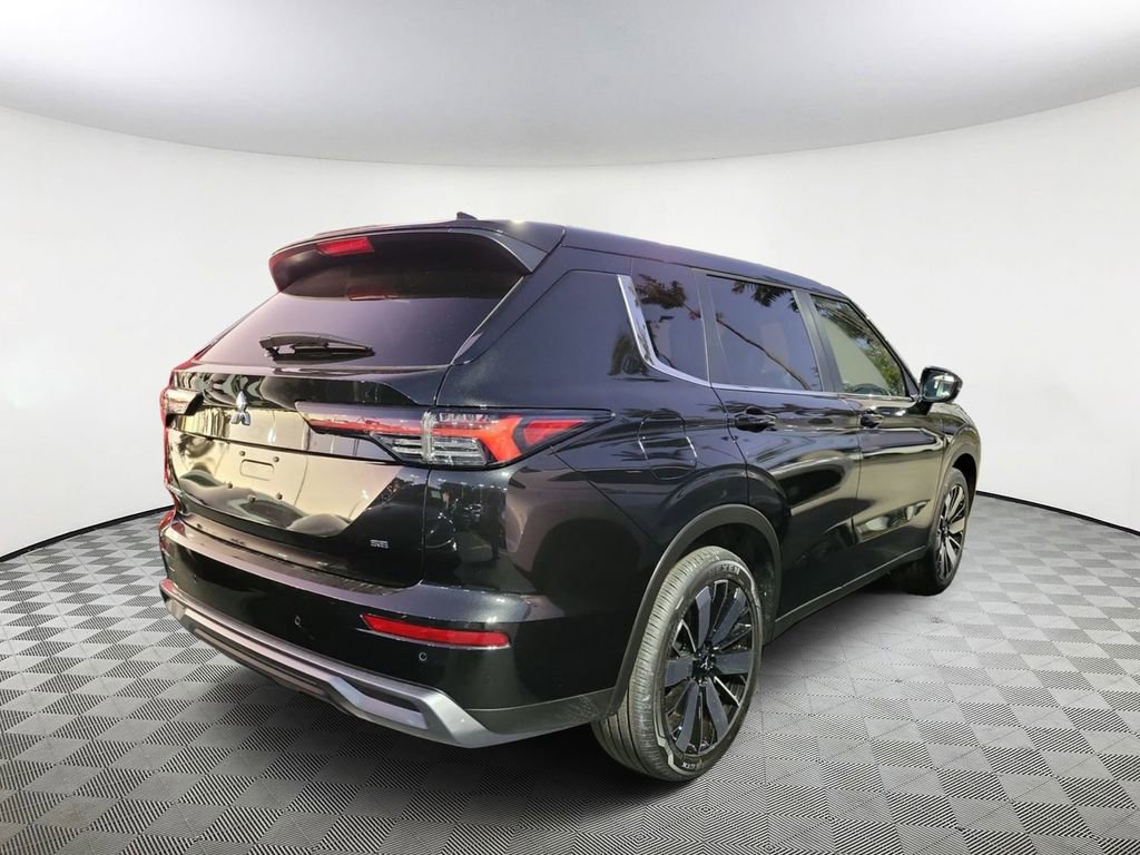 New 2026 Mitsubishi Outlander SE FWD image 4