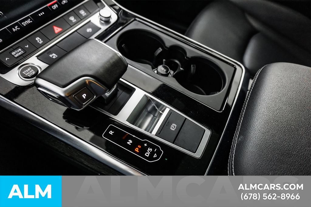 Used 2025 Audi Q7 3.0T Premium AWD/4WD image 45