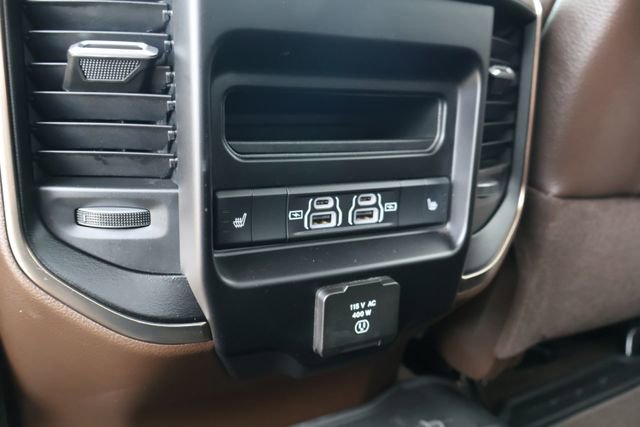 Used 2025 RAM 2500 Limited AWD/4WD image 9