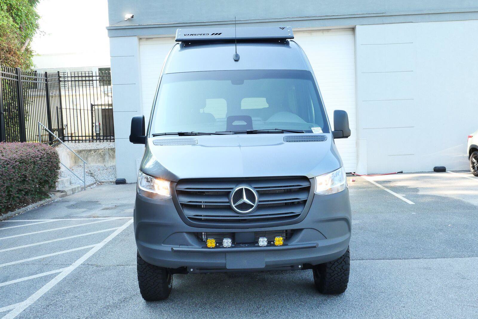 Used 2025 Mercedes-Benz Sprinter 2500 image 2