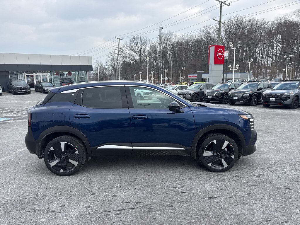 New 2026 Nissan Kicks SR w/ SR Premium Package FWD image 4