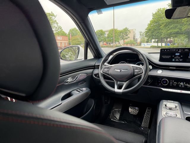 Used 2023 Genesis GV70 2.5T w/ Sport Prestige Package AWD/4WD image 39