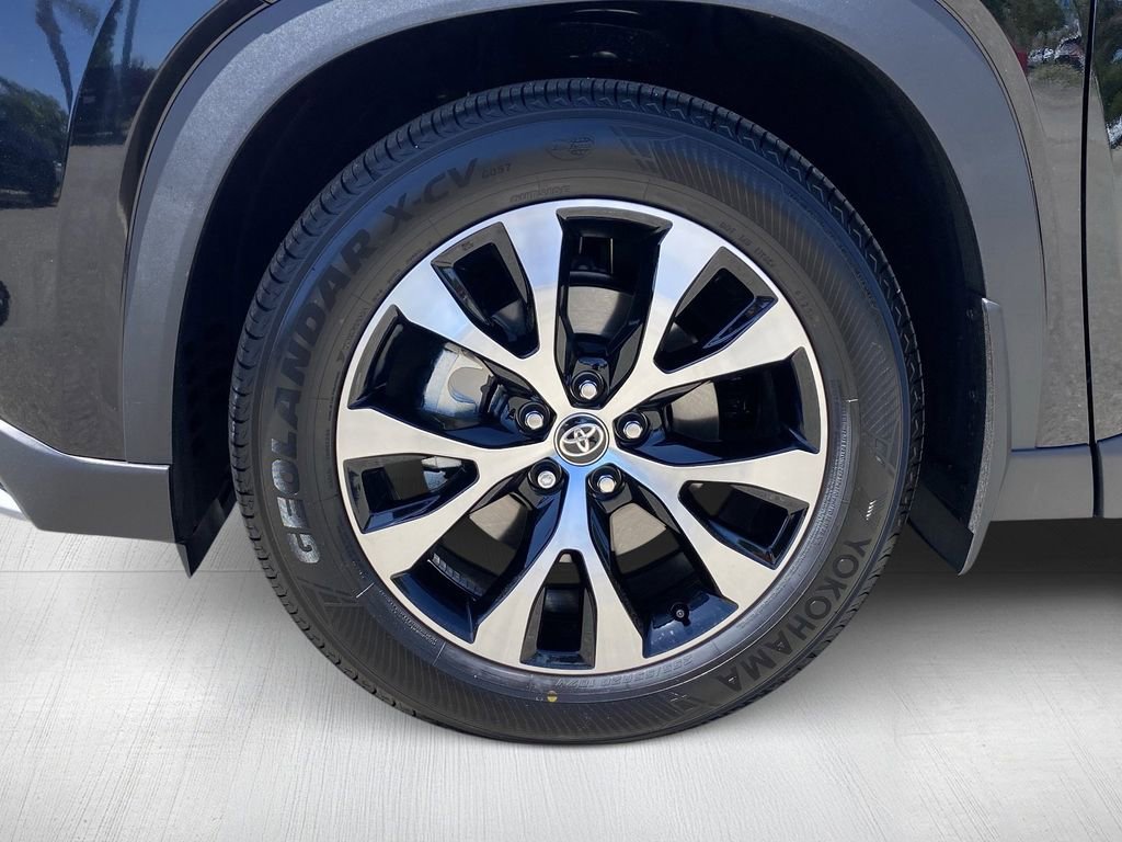 Certified 2026 Toyota Grand Highlander AWD Hybrid image 14