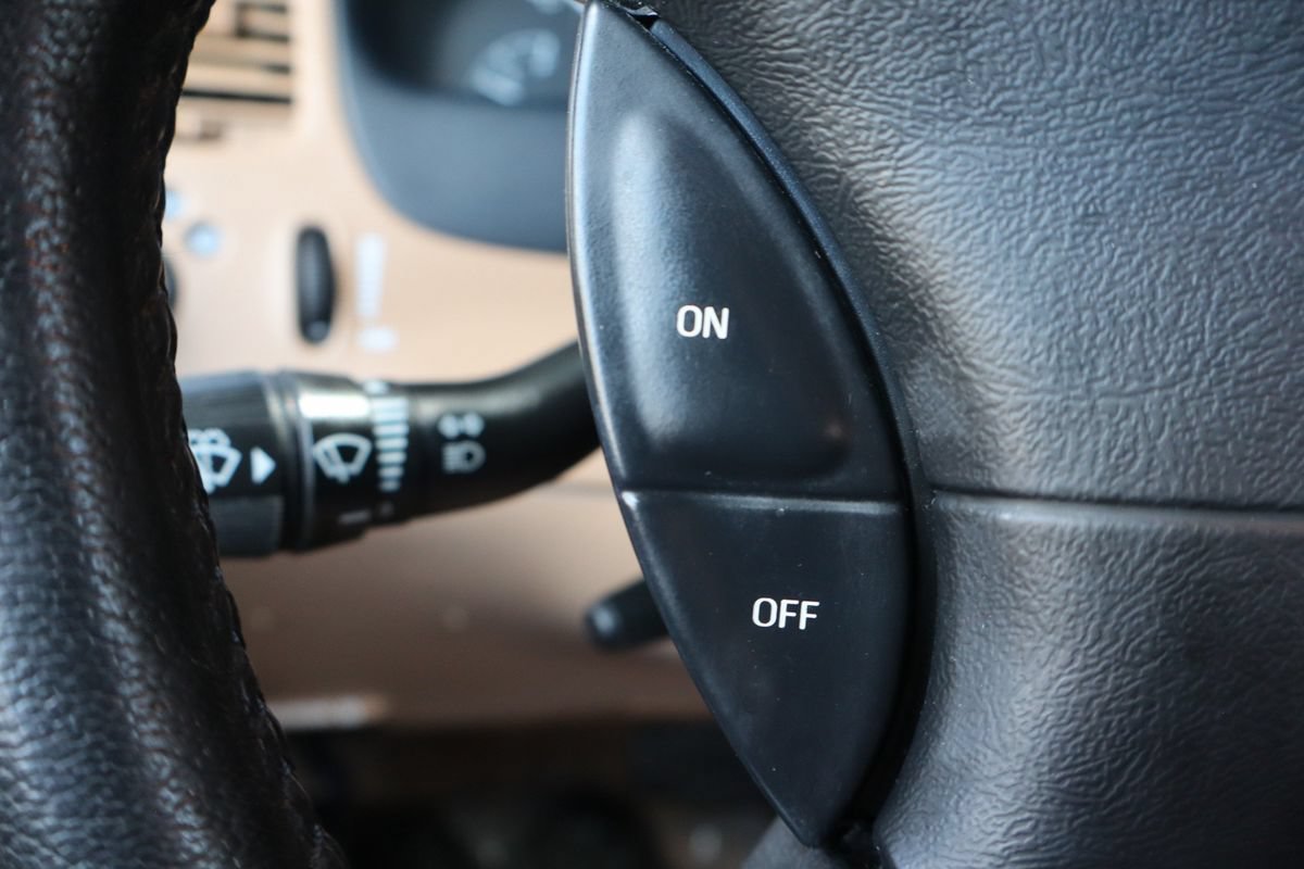 Used 1996 Ford Explorer XLT AWD/4WD image 29
