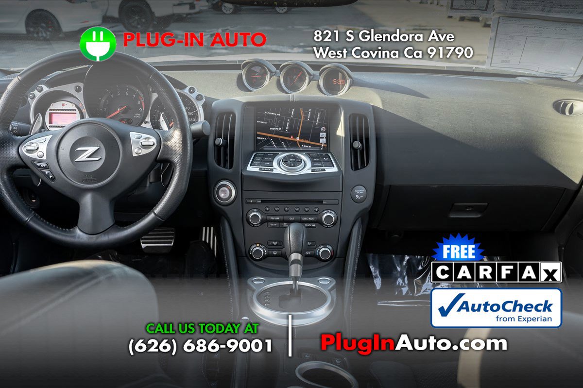 Used 2010 Nissan 370Z Touring image 12