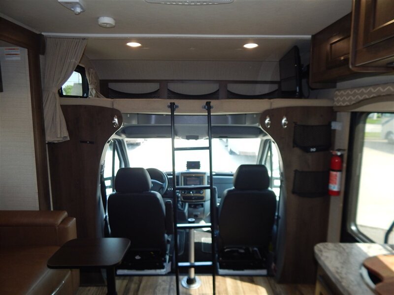 Used 2016 Mercedes-Benz Sprinter 3500 image 40