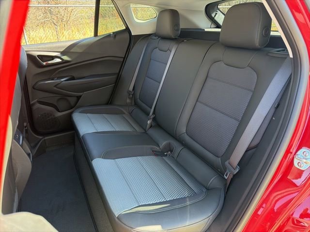 New 2026 Chevrolet Trax LT w/ Driver Confidence Package FWD image 20