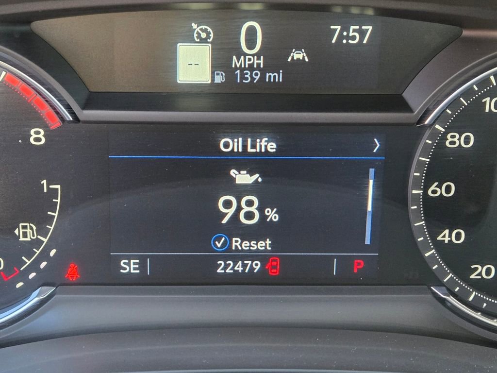 Used 2025 Cadillac XT6 Premium Luxury image 23