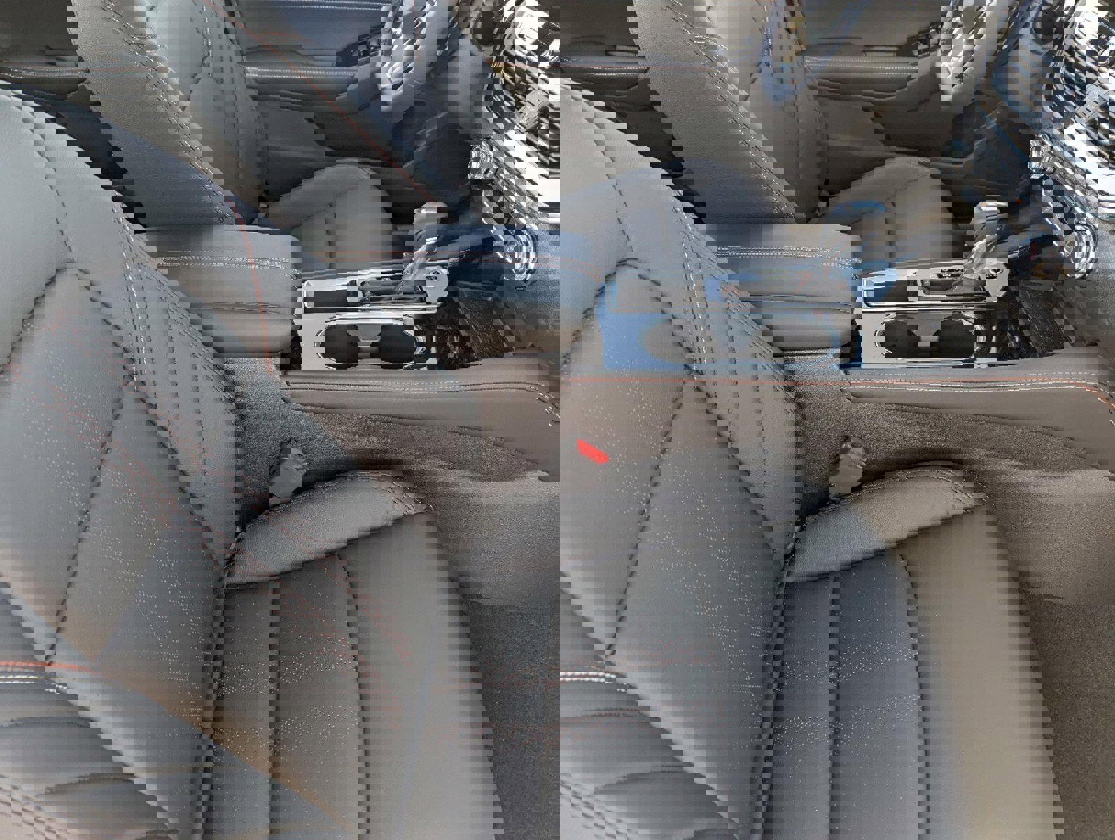 New 2025 Nissan Altima 2.5 SR image 30