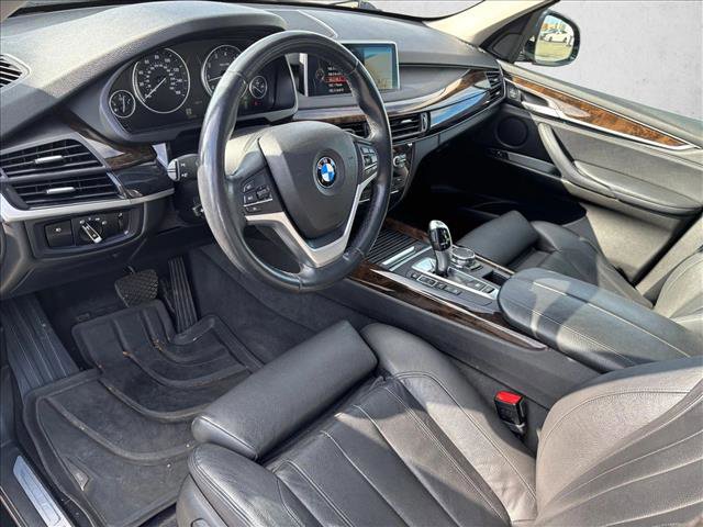 Used 2015 BMW X5 xDrive50i image 9