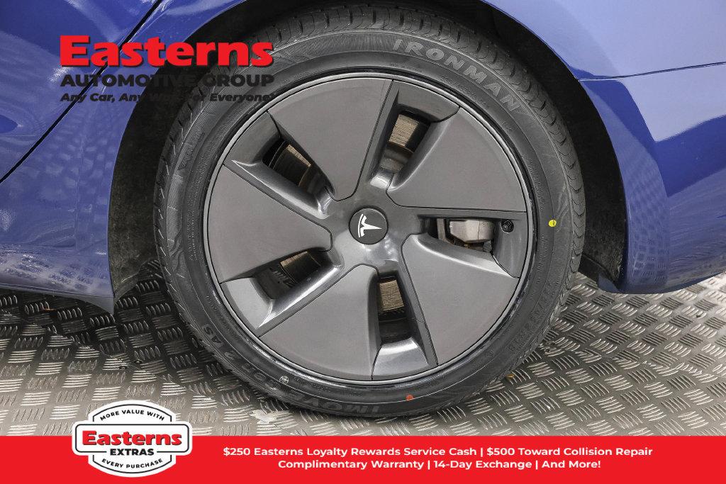 Used 2023 Tesla Model 3 Standard Range RWD image 30